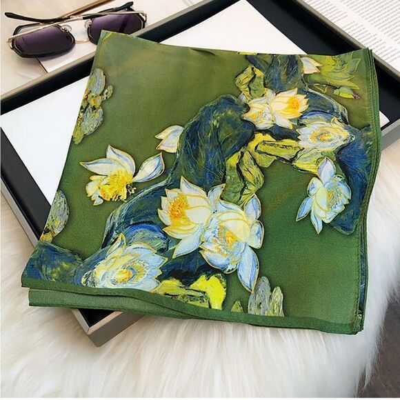 Green floral Silk Scarf - Picture 1 of 5